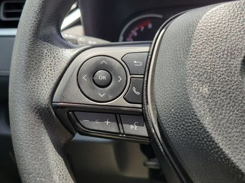 Used 2024 Toyota RAV4 LE FWD image 18