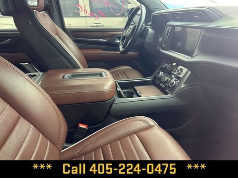 Used 2024 GMC Yukon XL Denali Ultimate AWD/4WD image 23