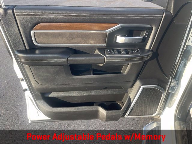 Used 2022 RAM 2500 Laramie AWD/4WD image 13