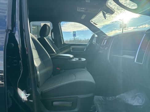 Used 2022 RAM 1500 Classic Warlock image 13