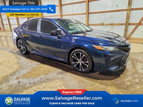 Used 2019 Toyota Camry SE FWD image 5