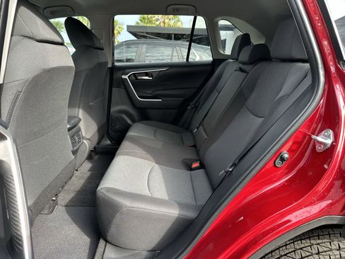 Used 2024 Toyota RAV4 XLE FWD image 4