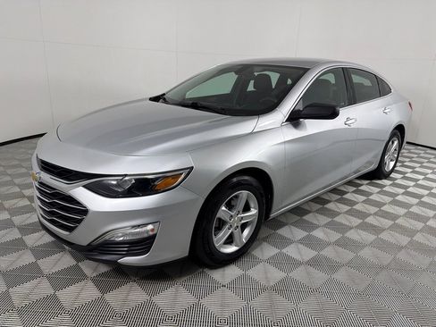 Used 2019 Chevrolet Malibu LS w/ LPO, Convenience Package 1 FWD image 9