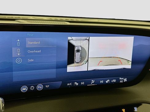 Used 2025 Buick Enclave Preferred image 23