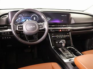 Used 2023 Kia Carnival SX Prestige w/ Paint Protection Package video 2