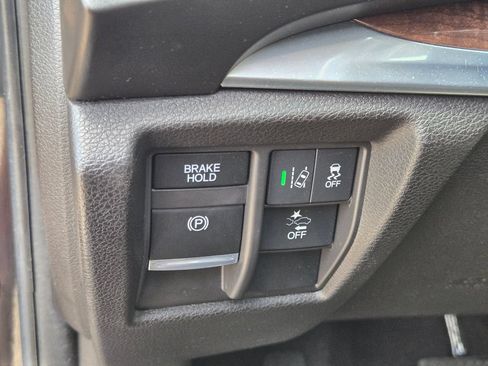 Used 2020 Acura MDX FWD image 23