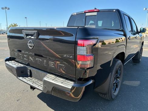 New 2026 Nissan Frontier SV w/ SV Convenience Package AWD/4WD image 6