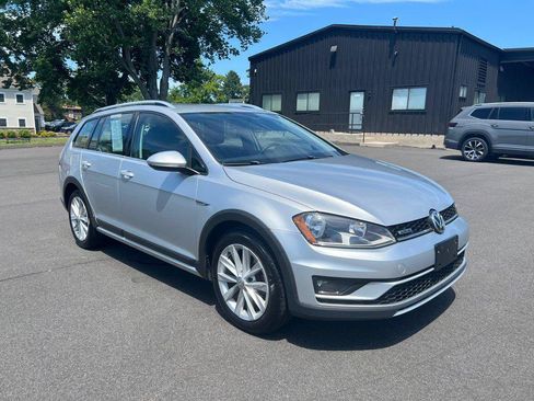 Used 2017 Volkswagen Golf Alltrack S AWD/4WD image 7