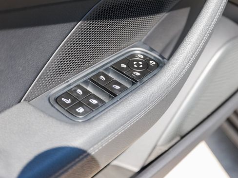 New 2026 Porsche Panamera 4 image 21