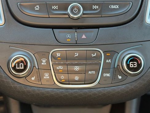 Used 2024 Chevrolet Malibu LT FWD image 16
