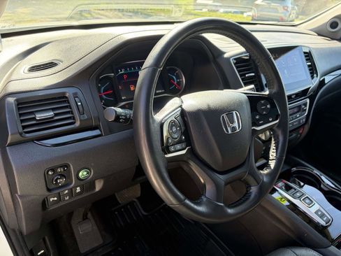 Used 2019 Honda Pilot Elite image 9