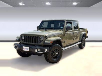 New 2026 Jeep Gladiator Sport