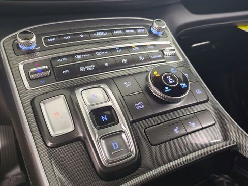 Certified 2022 Hyundai Santa Fe SEL Premium image 22