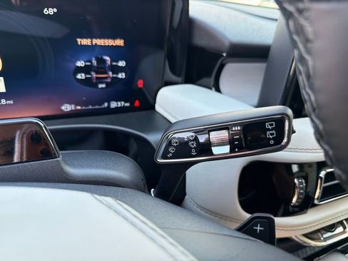 New 2026 Lincoln Aviator Reserve AWD/4WD image 27