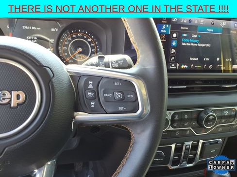 Used 2024 Jeep Wrangler Unlimited Sahara AWD/4WD image 17