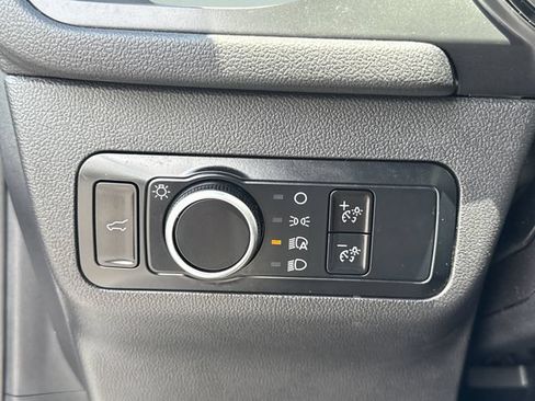 Used 2024 Ford Escape ST-Line w/ Tech Pack #1 FWD image 38