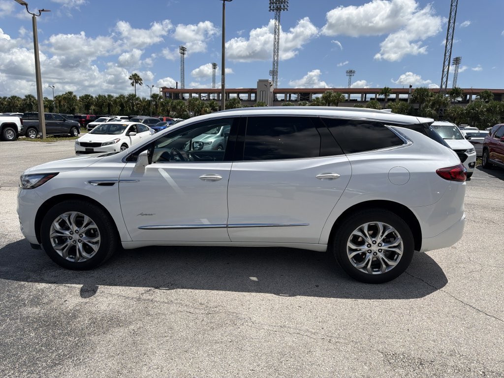 Used 2021 Buick Enclave Avenir w/ Avenir Technology Package AWD/4WD image 7