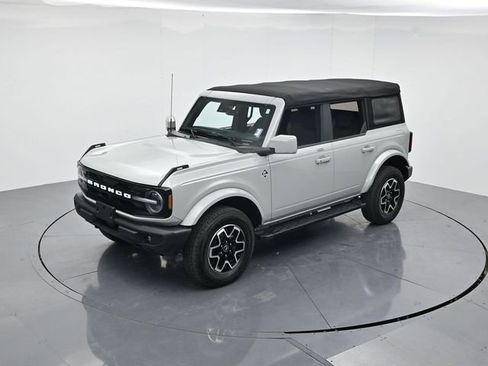 Used 2022 Ford Bronco Outer Banks image 41