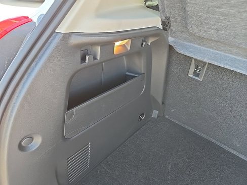 Used 2022 Buick Encore Preferred w/ Safety Package II image 40