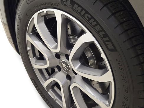 Certified 2021 Maserati Levante S image 14