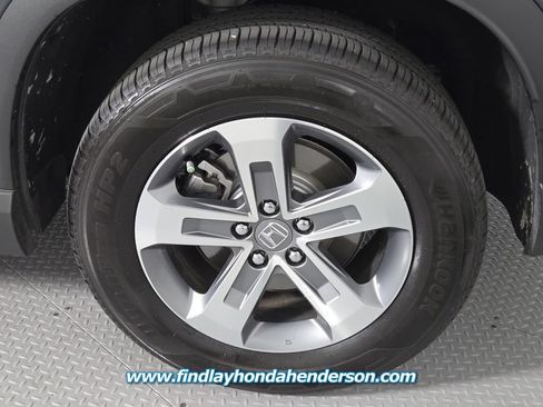 Used 2024 Honda Pilot EX-L image 10