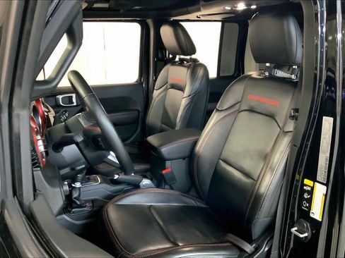 Used 2022 Jeep Wrangler Unlimited Rubicon w/ Steel Bumper Group image 7