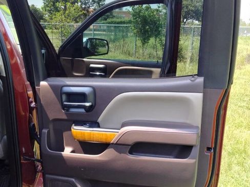 Used 2017 GMC Sierra 1500 SLT w/ SLT Premium Package image 24