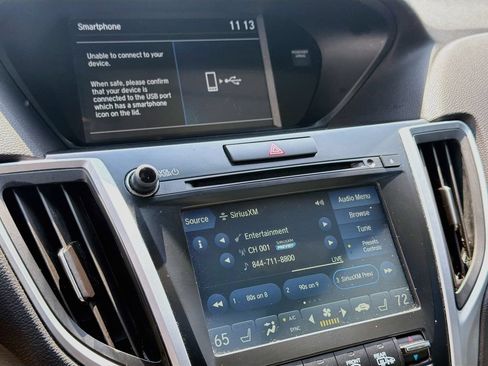 Used 2018 Acura TLX FWD image 16