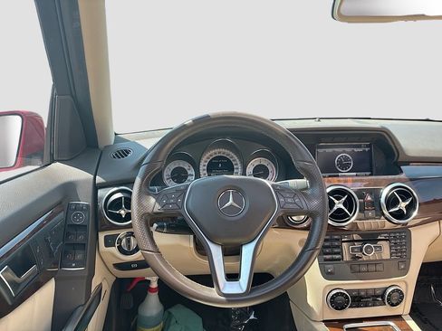 Used 2014 Mercedes-Benz GLK 250 BlueTEC 4MATIC image 23