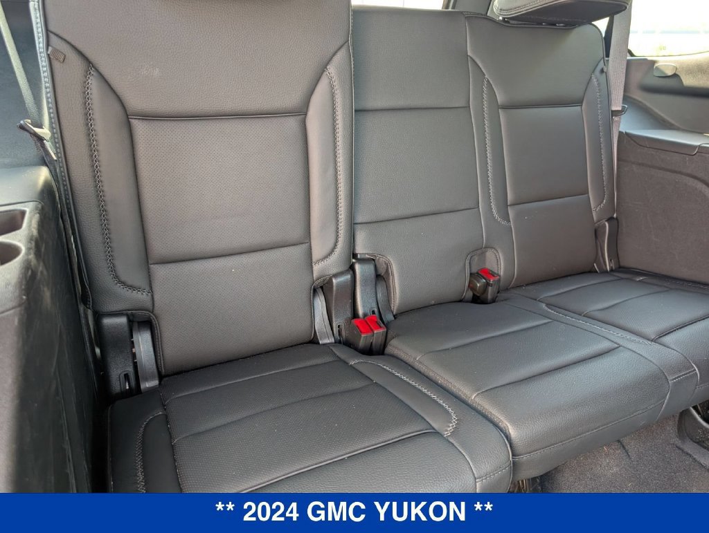Used 2024 GMC Yukon Denali w/ Advanced Technology Package AWD/4WD image 40