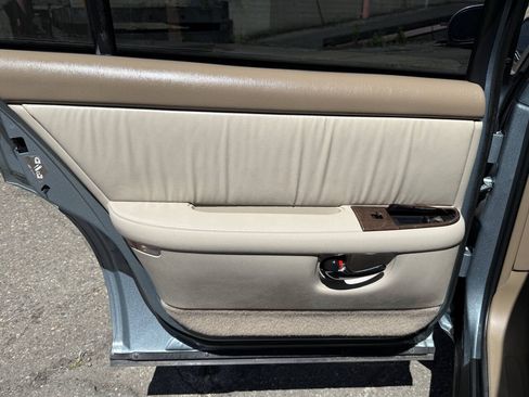 Used 2004 Buick Park Avenue w/ Prestige Feature Package FWD image 35