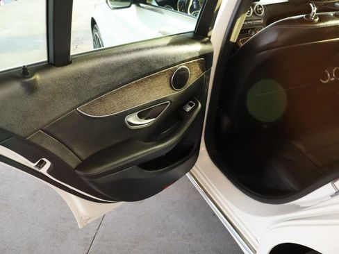 Used 2019 Mercedes-Benz C 300 4MATIC Sedan image 35