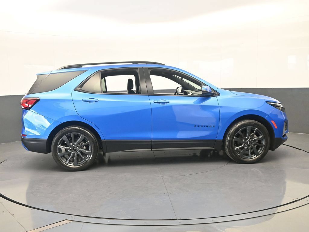 Used 2024 Chevrolet Equinox RS w/ RS Leather Package FWD image 7