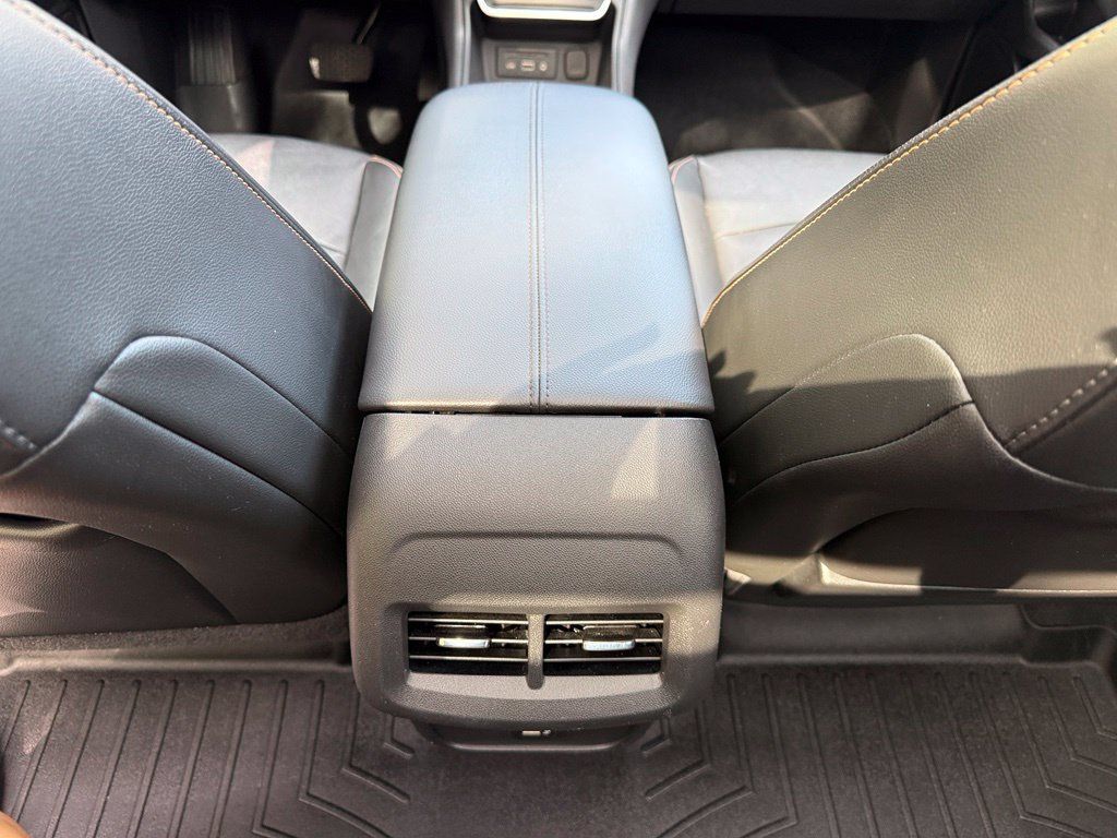 Used 2020 GMC Terrain SLT w/ Preferred Package AWD/4WD image 31
