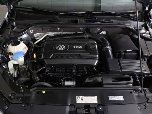 Used 2017 Volkswagen Jetta GLI image 22