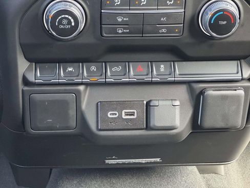 Used 2025 Chevrolet Silverado 1500 Custom AWD/4WD image 8