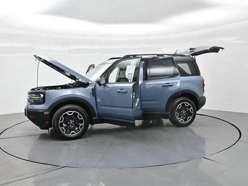 Used 2025 Ford Bronco Sport Outer Banks w/ Outer Banks Tech Package+ image 43