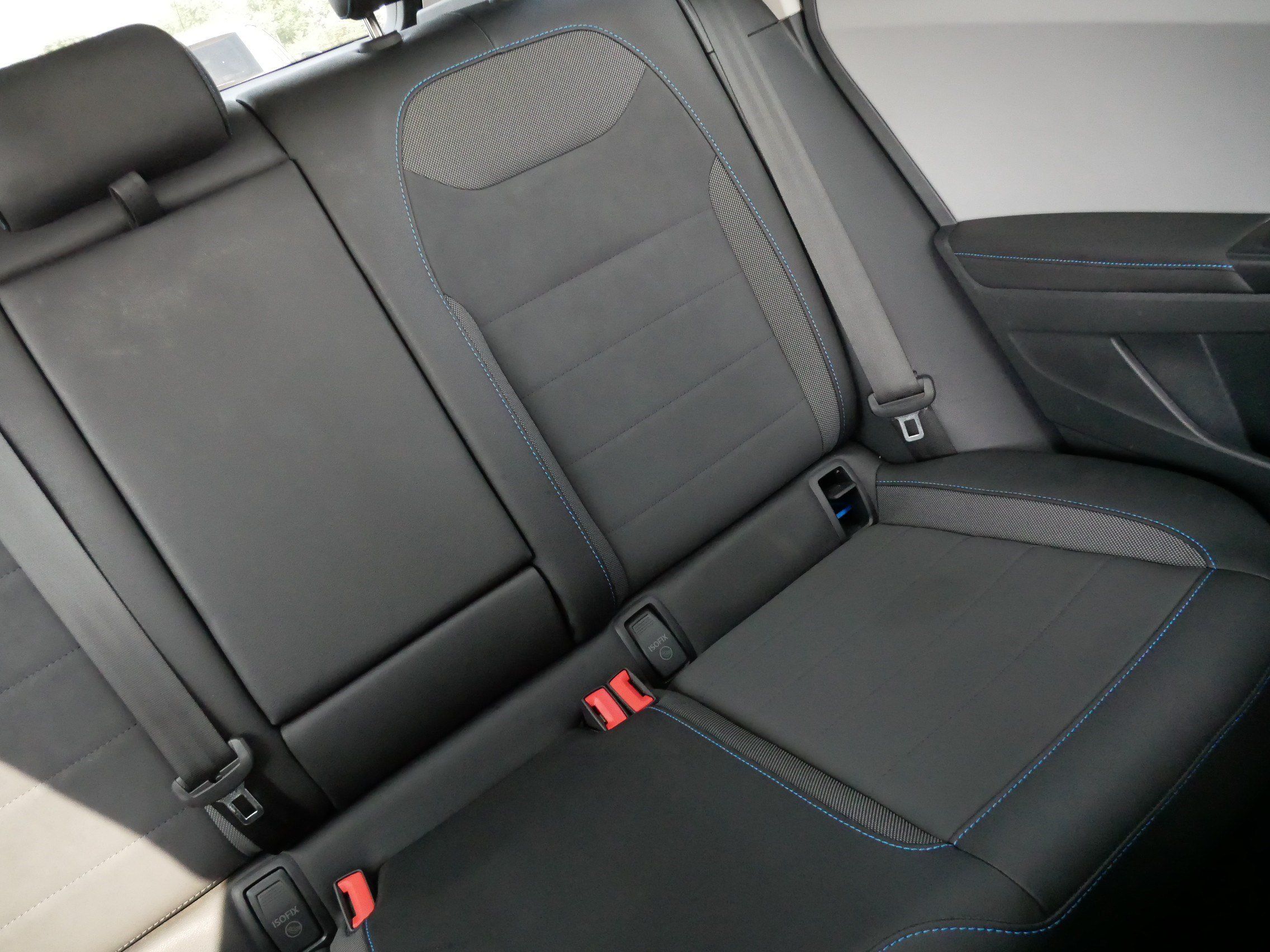 Certified 2024 Volkswagen Taos SE AWD/4WD image 14