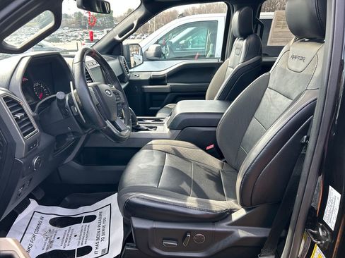 Used 2019 Ford F150 Raptor w/ Equipment Group 801A Mid image 11