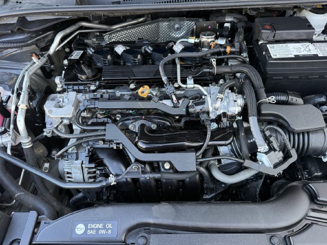 Used 2025 Toyota Corolla LE FWD image 32