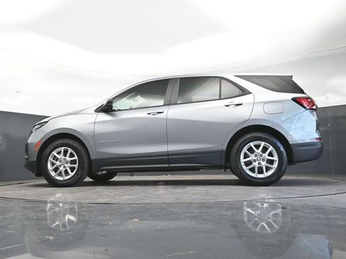 Used 2024 Chevrolet Equinox LS w/ Driver Confidence II Package FWD image 34