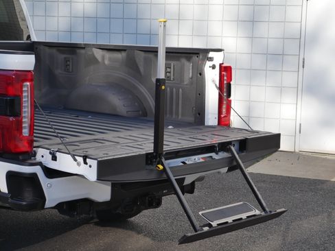 Certified 2024 Ford F250 XLT w/ XLT Premium Package image 22