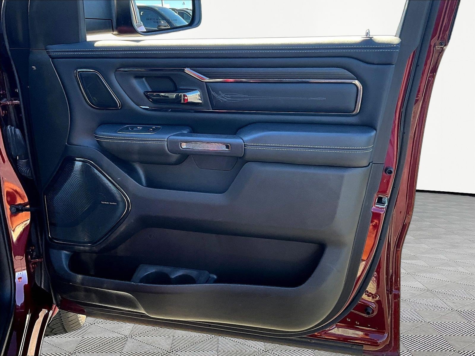 Used 2024 RAM 1500 Limited AWD/4WD image 29