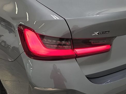 Used 2023 BMW 330i xDrive Sedan w/ Premium Package AWD/4WD image 29