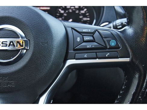 Used 2022 Nissan Rogue Sport SV w/ Technology Package image 19