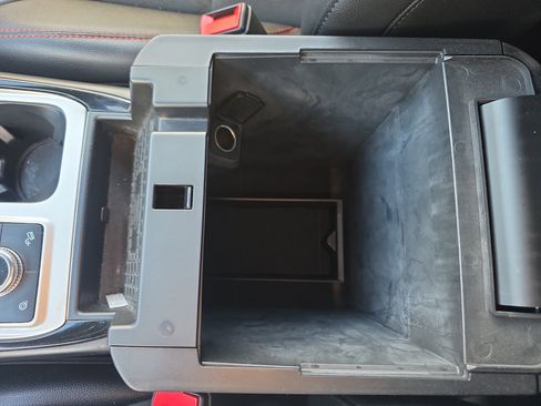 Certified 2022 Ford Explorer ST-Line w/ Class IV Trailer Tow Package image 47