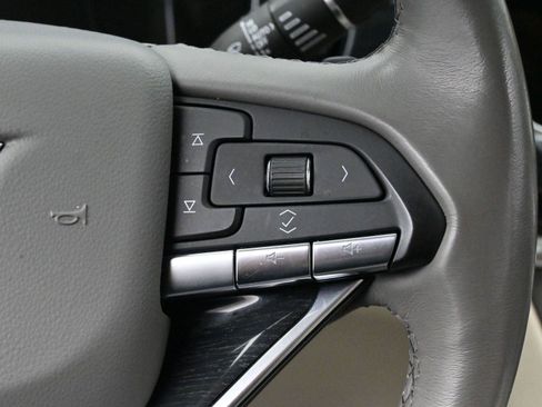 Used 2022 Cadillac XT6 Premium Luxury image 22