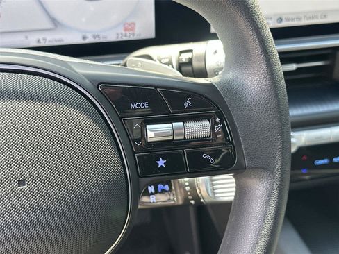 Used 2024 Hyundai Ioniq 6 SE RWD image 35