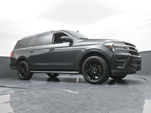 Certified 2022 Ford Expedition Max XLT image 27