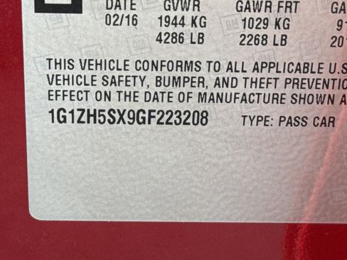 Used 2016 Chevrolet Malibu Premier w/ Driver Confidence Package image 34